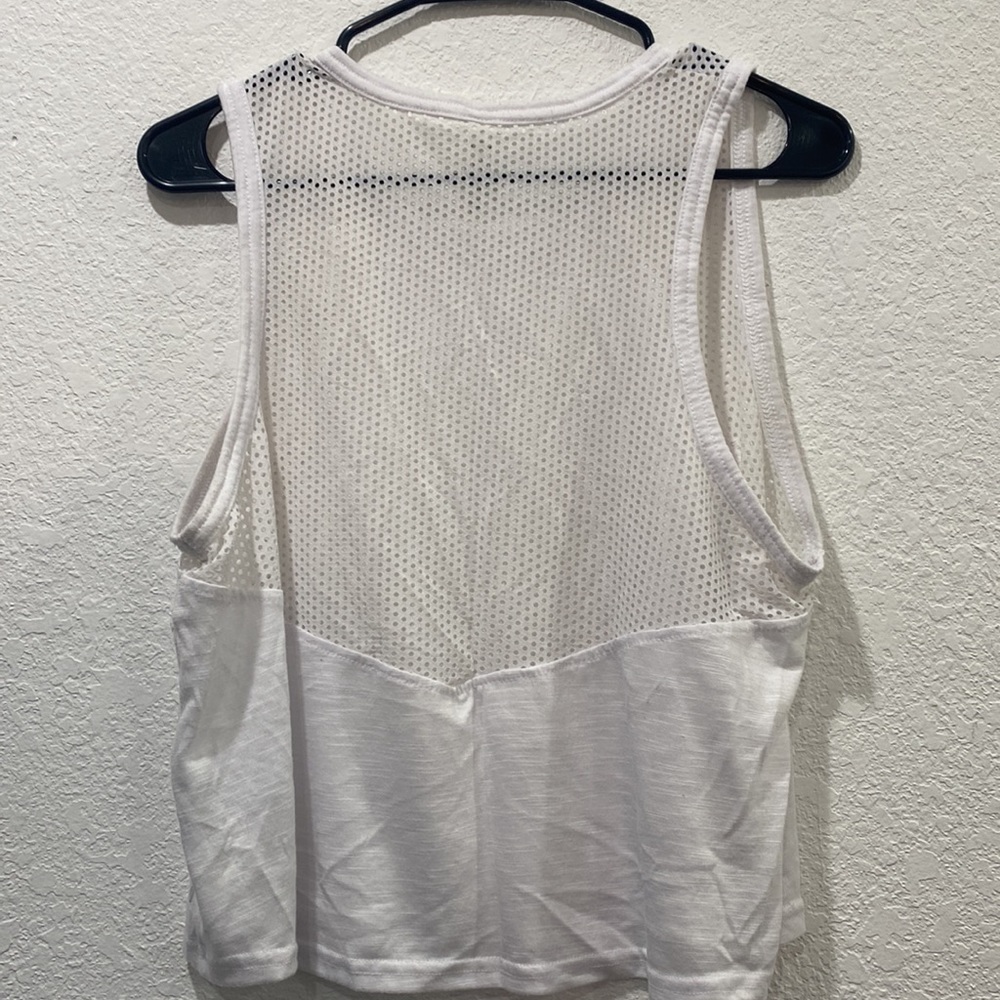 Workout Top - Picture 3 of 3